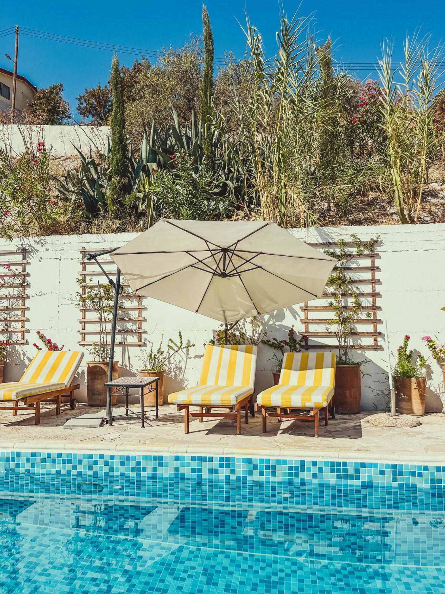 Kalavasos Square Apartments - With Pool 3 Minutes Walk Екстер'єр фото