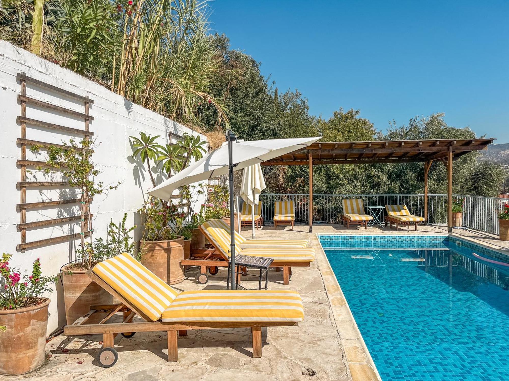 Kalavasos Square Apartments - With Pool 3 Minutes Walk Екстер'єр фото